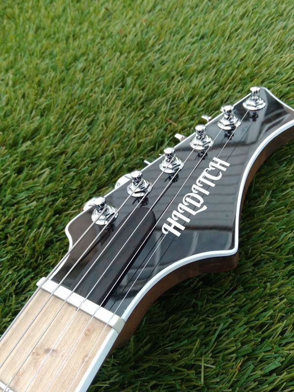Hilditch Guitars Scorpius Oil Slick Headstock